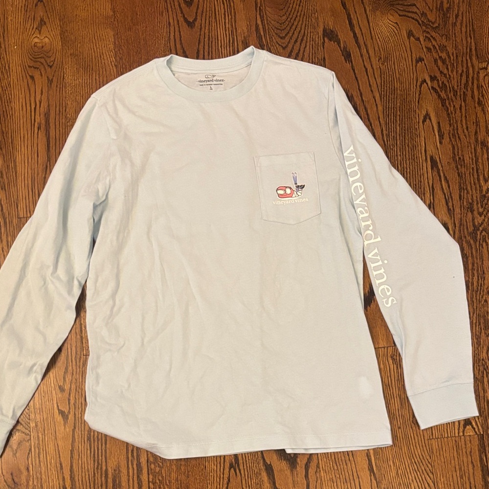 Vineyard Vines kids L (16)  Light Blue Long Sleeve Shirt, ski theme